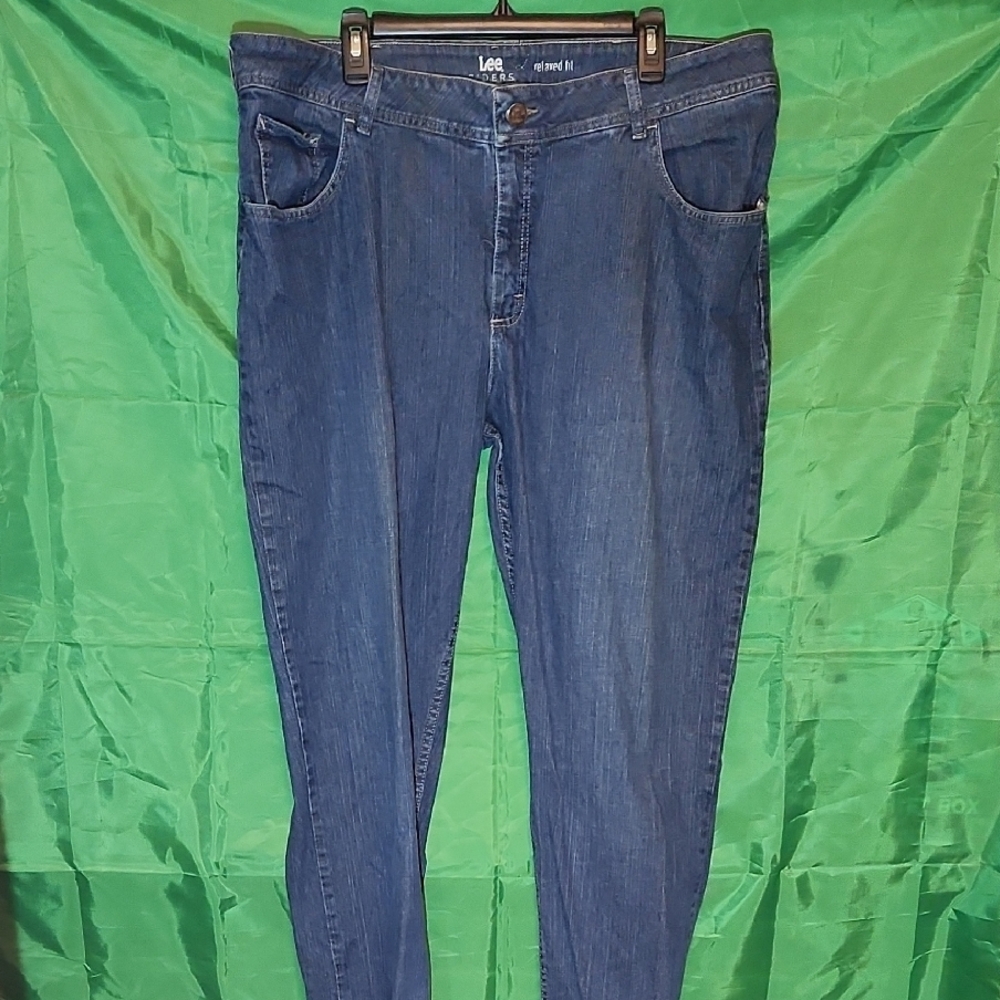 Lee Women's Relaxed Fit Denim Straight Leg Jeans